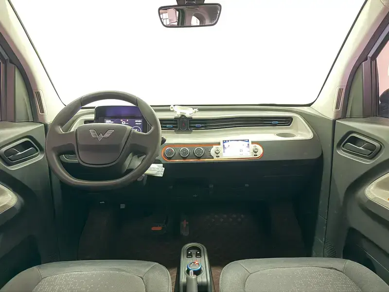 2022 Wuling Mini EV с пробегом 56 400 км
