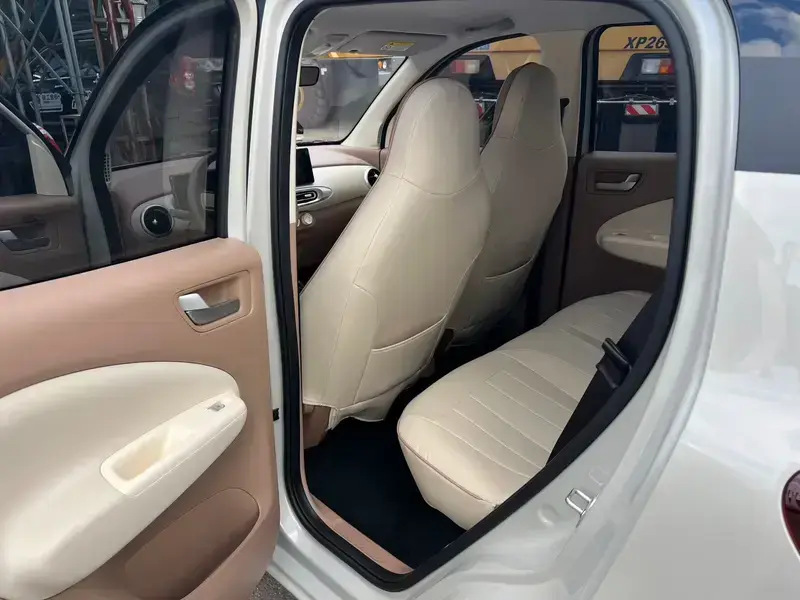 2025 Wuling Mini EV с пробегом 4 000 км