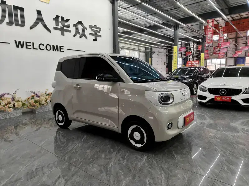 2024 Wuling Mini EV с пробегом 22 000 км
