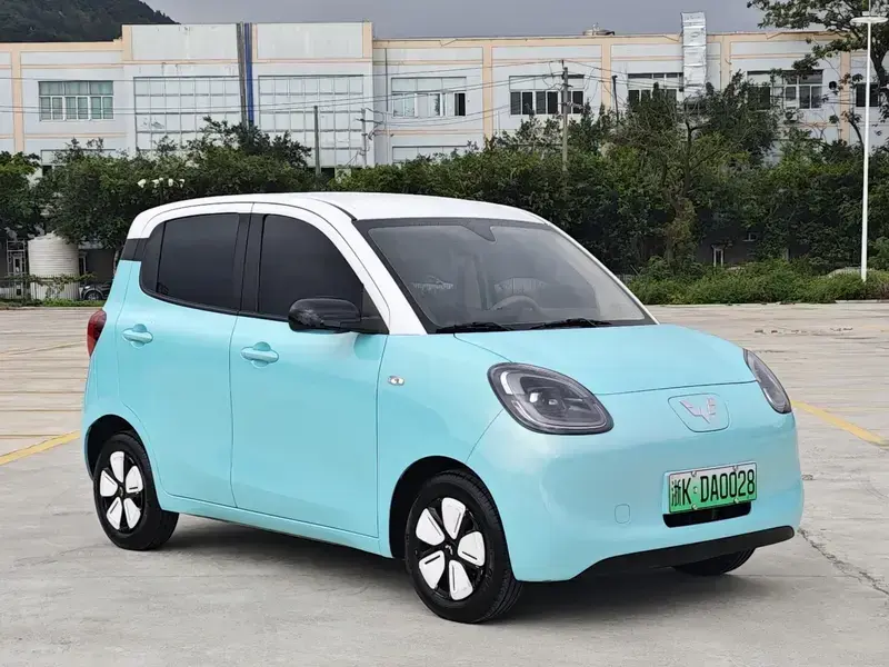 2025 Wuling Mini EV с пробегом 14 600 км