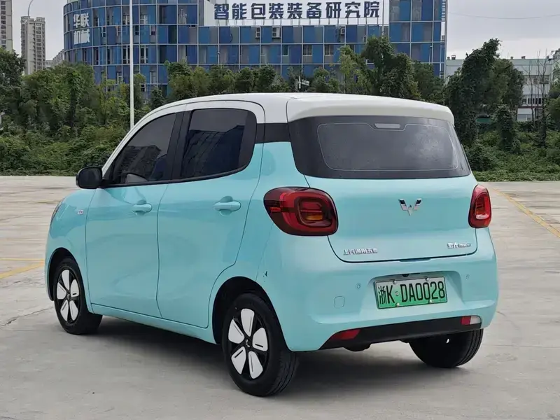 2025 Wuling Mini EV с пробегом 14 600 км