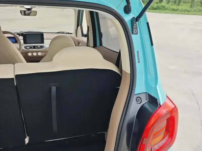 2025 Wuling Mini EV с пробегом 14 600 км