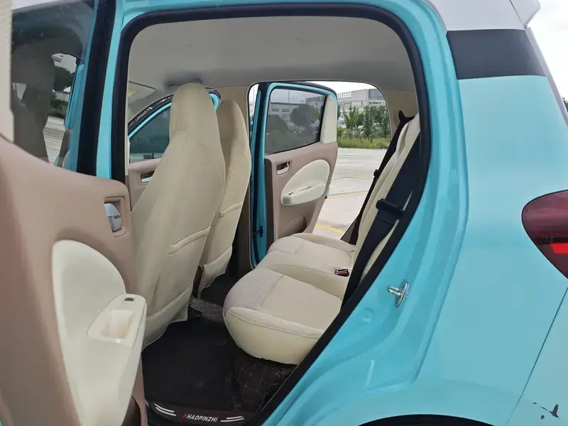 2025 Wuling Mini EV с пробегом 14 600 км
