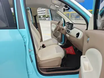 2025 Wuling Mini EV с пробегом 14 600 км