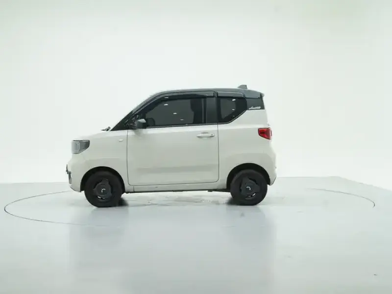 2022 Wuling Mini EV с пробегом 36 400 км