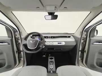 2022 Wuling Mini EV с пробегом 36 400 км
