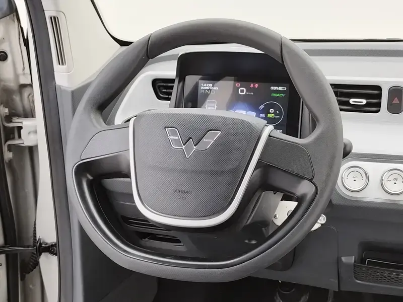 2022 Wuling Mini EV с пробегом 36 400 км