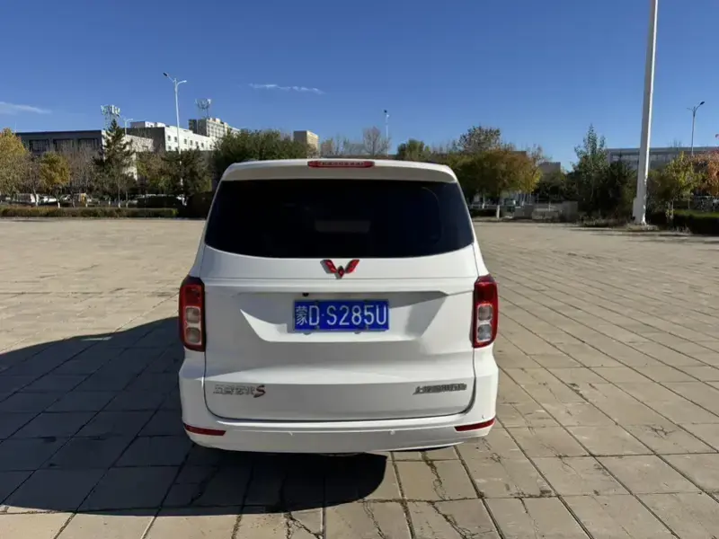 2021 Wuling Hongguang с пробегом 50 000 км