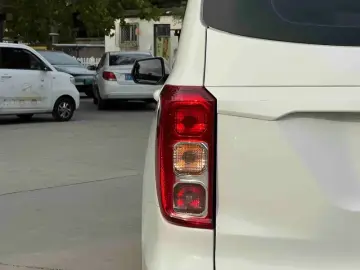 2021 Wuling Hongguang с пробегом 56 000 км