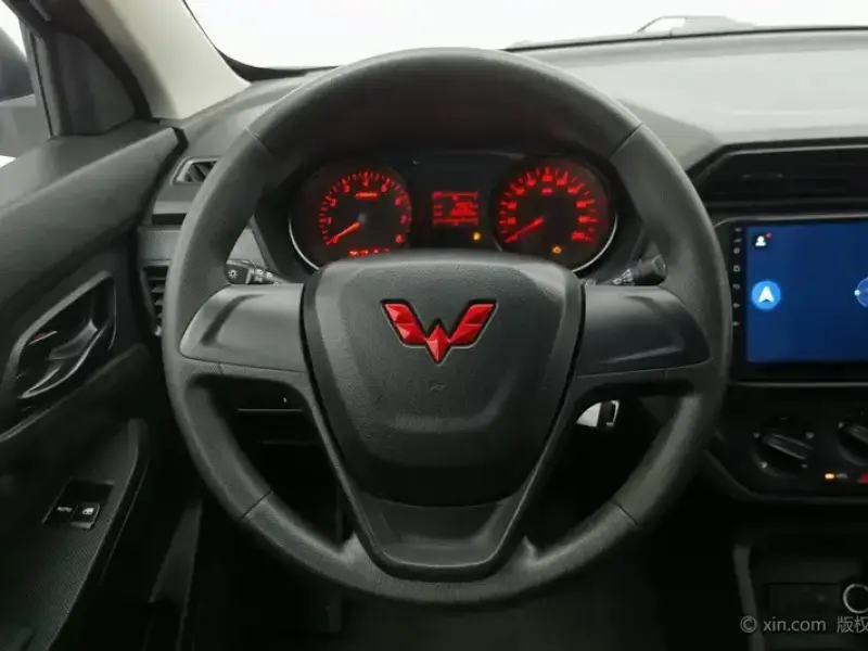 2021 Wuling Hongguang с пробегом 32 400 км