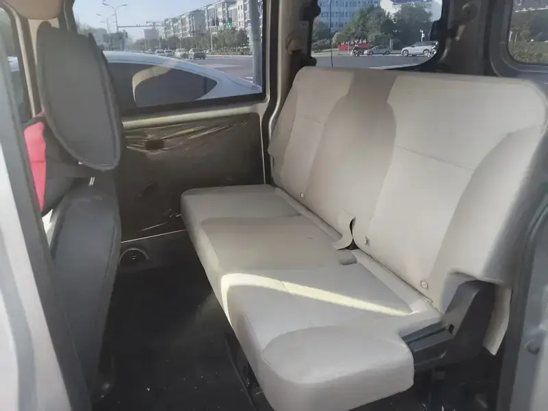 2022 Wuling Hongguang V с пробегом 1 000 км