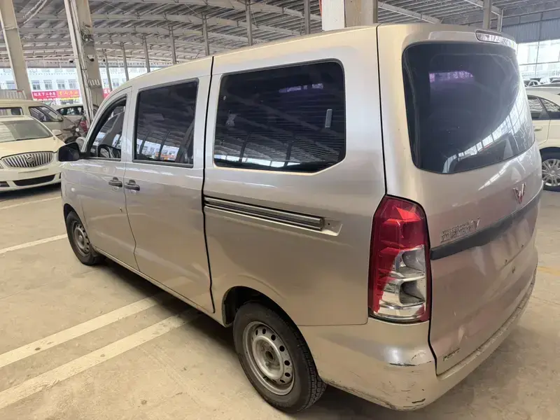 2022 Wuling Hongguang V с пробегом 89 000 км