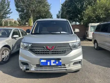 2022 Wuling Hongguang V с пробегом 9 000 км