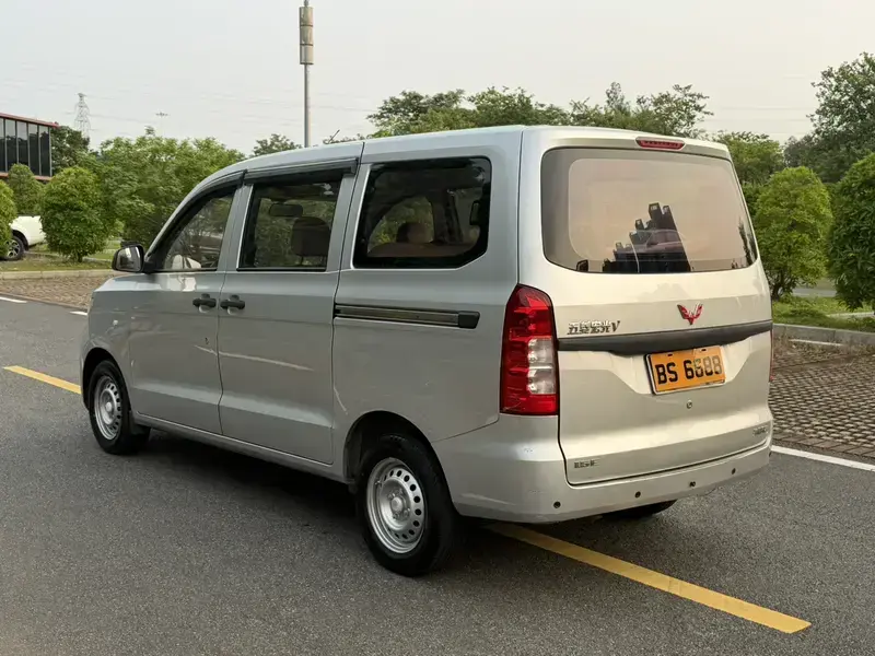 2021 Wuling Hongguang V с пробегом 47 000 км