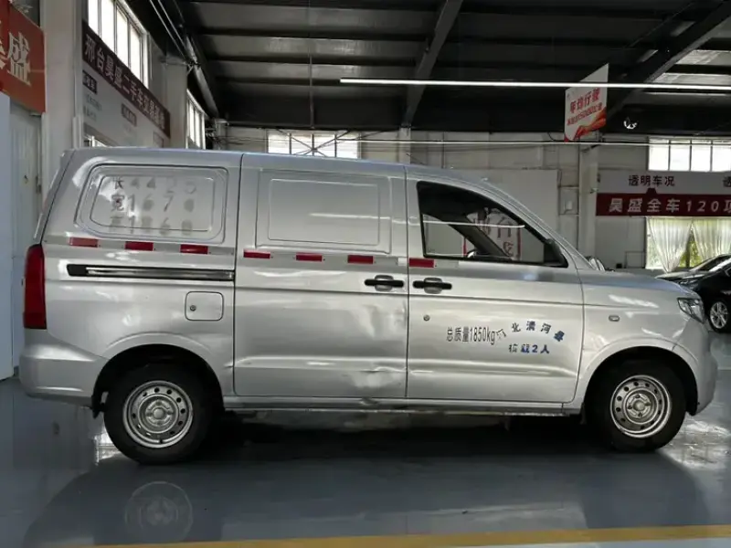 2021 Wuling Hongguang V с пробегом 57 000 км