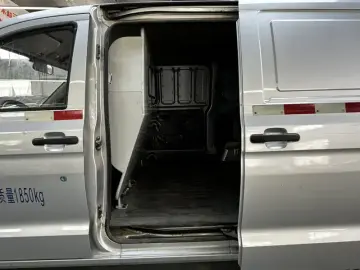 2021 Wuling Hongguang V с пробегом 57 000 км