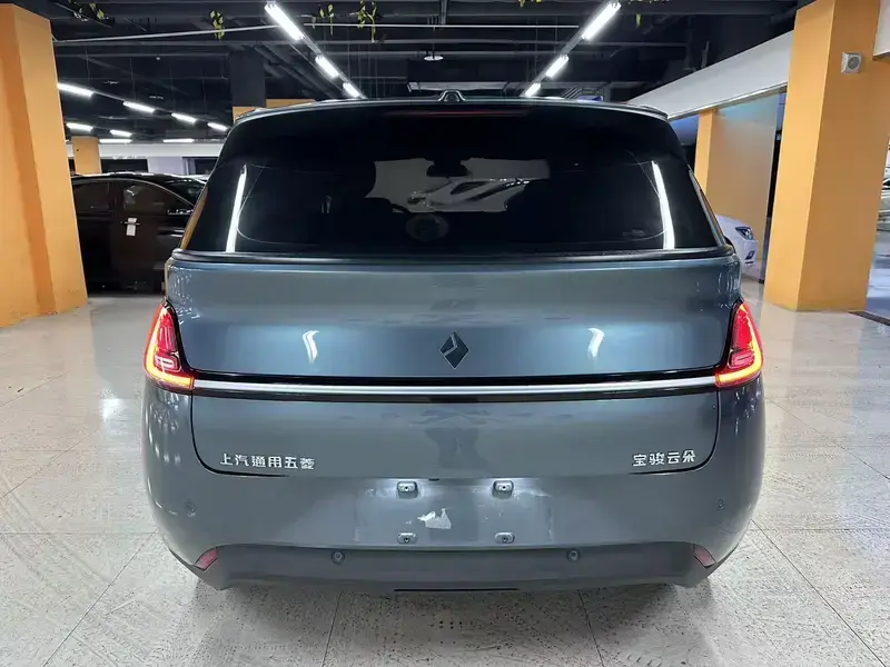 2023 Baojun Cloud с пробегом 35 000 км