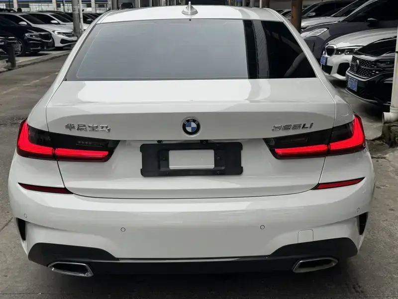 2022 BMW 3 серии с пробегом 48 000 км