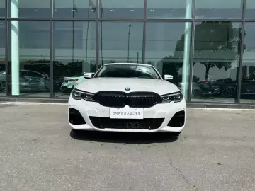 2022 BMW 3 серии с пробегом 23 000 км