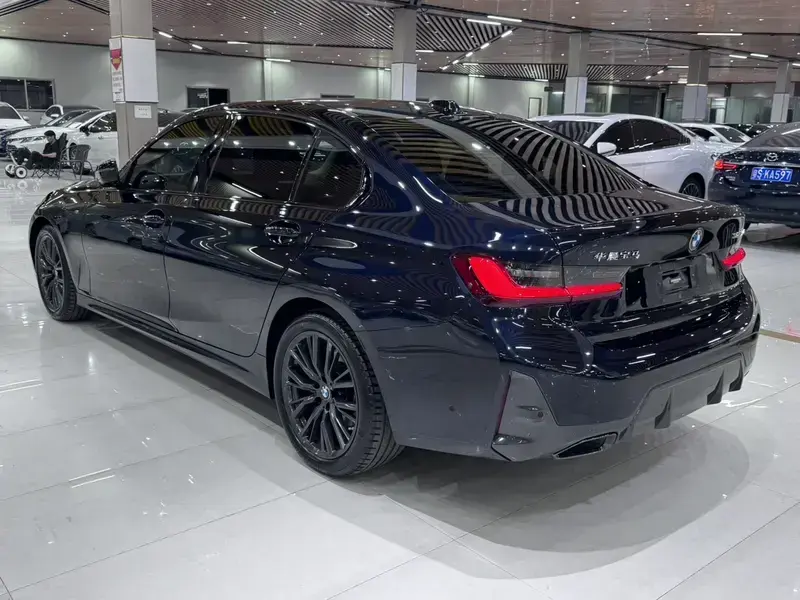 2023 BMW 3 серии с пробегом 63 000 км