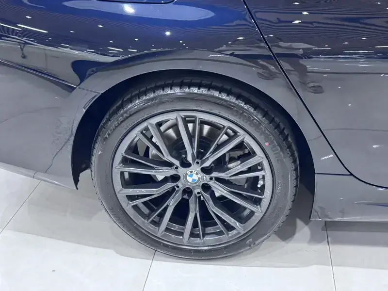 2023 BMW 3 серии с пробегом 63 000 км