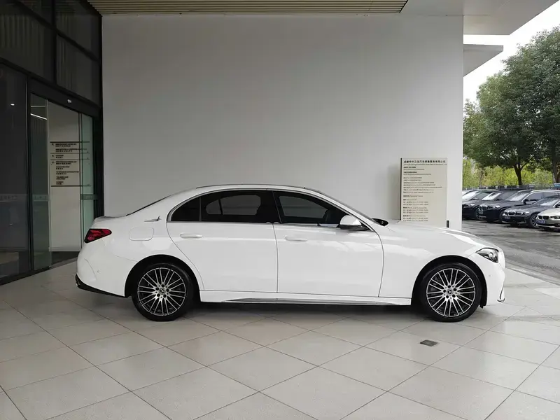2023 Mercedes-Benz C-Класс с пробегом 57 000 км