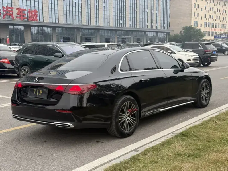 2026 Mercedes-Benz E-Класс с пробегом 7 500 км