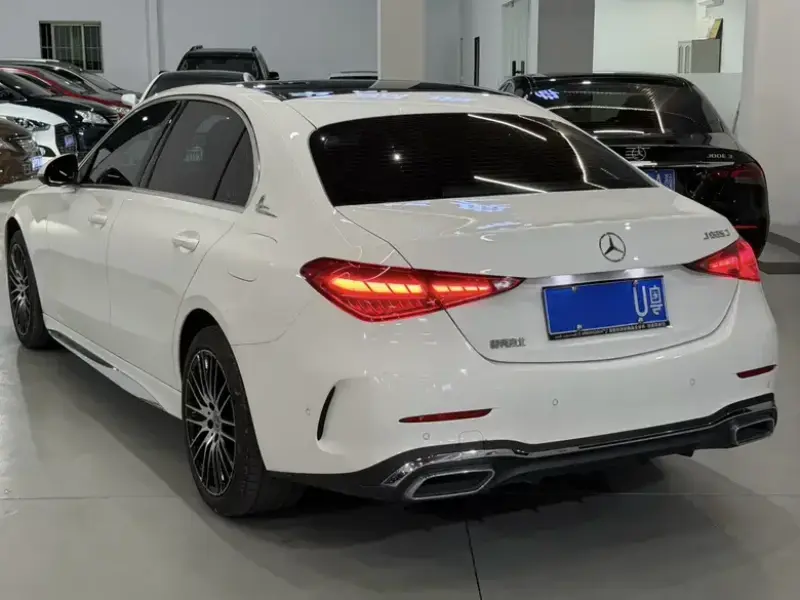 2023 Mercedes-Benz C-Класс с пробегом 16 000 км