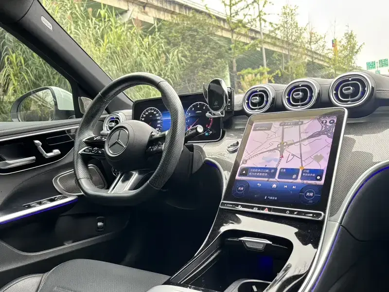 2023 Mercedes-Benz C-Класс с пробегом 50 000 км