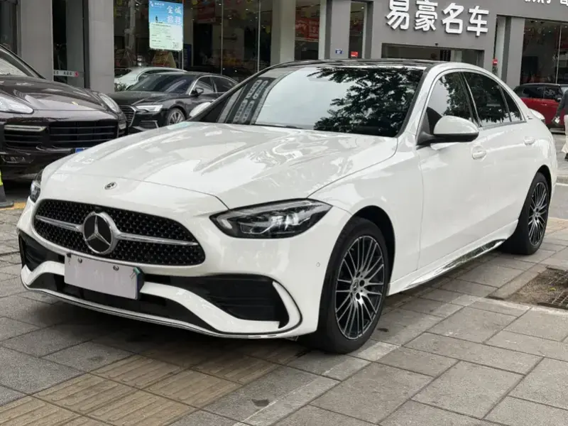 2023 Mercedes-Benz C-Класс с пробегом 32 000 км