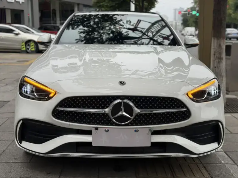 2023 Mercedes-Benz C-Класс с пробегом 32 000 км