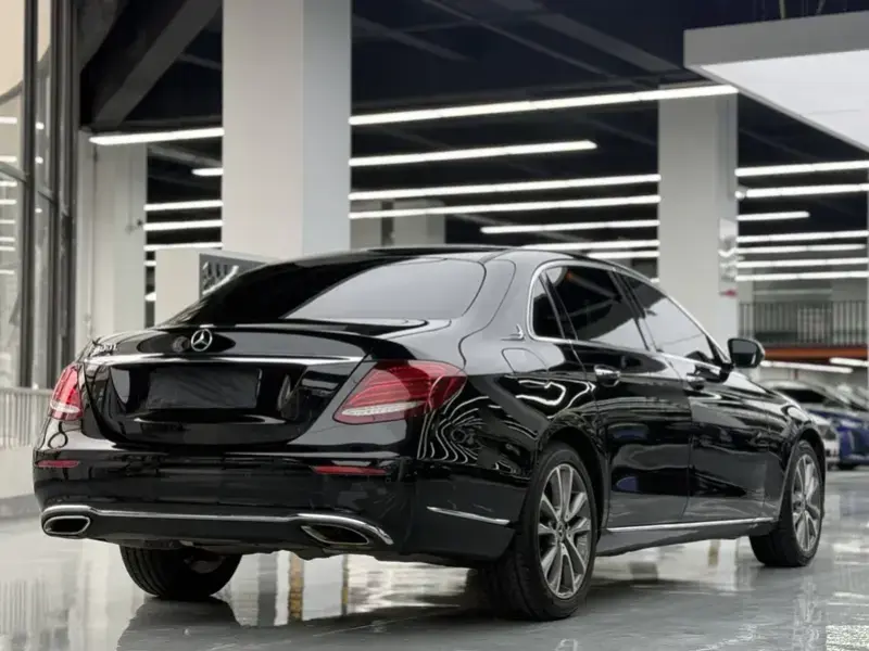 2019 Mercedes-Benz E-Класс с пробегом 120 000 км