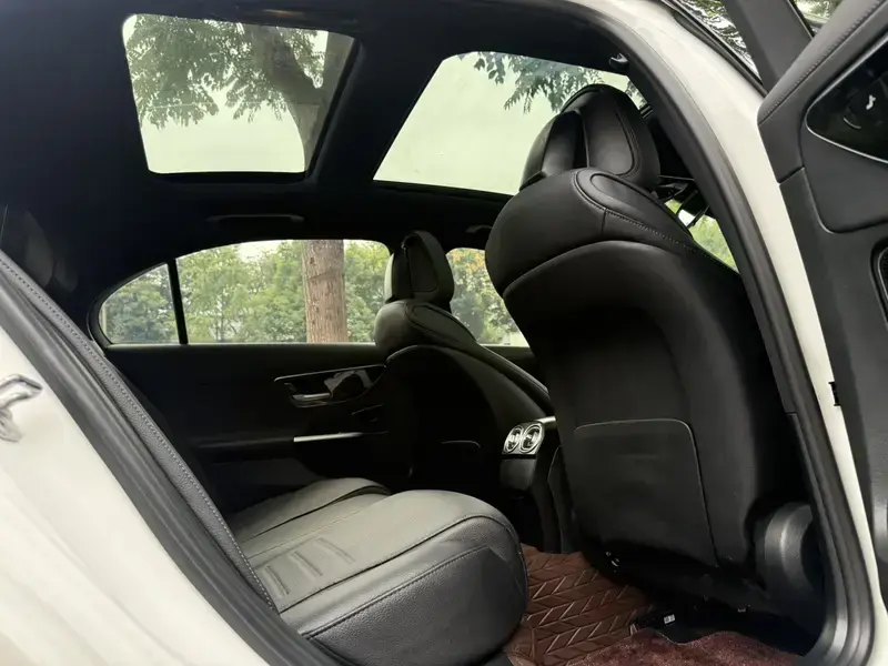 2023 Mercedes-Benz C-Класс с пробегом 32 000 км