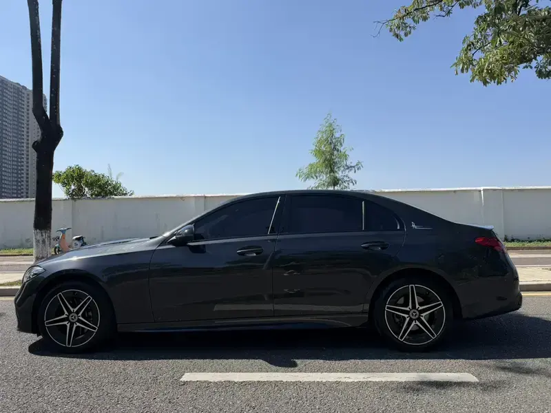 2024 Mercedes-Benz C-Класс с пробегом 35 000 км