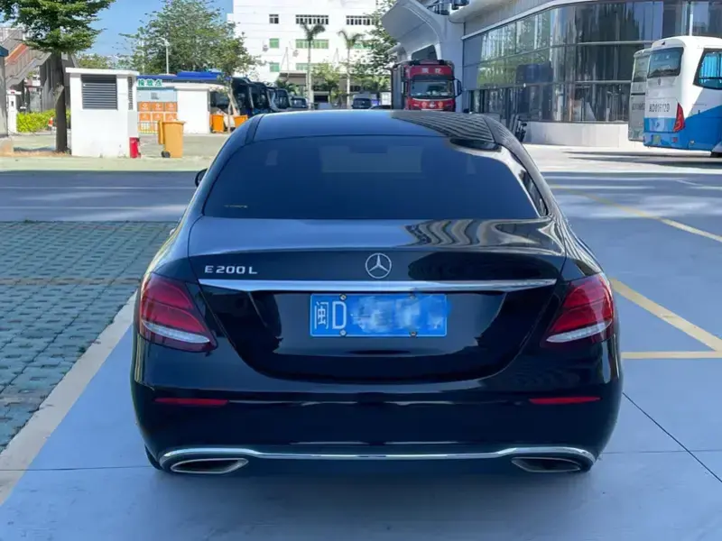 2019 Mercedes-Benz E-Класс с пробегом 90 000 км