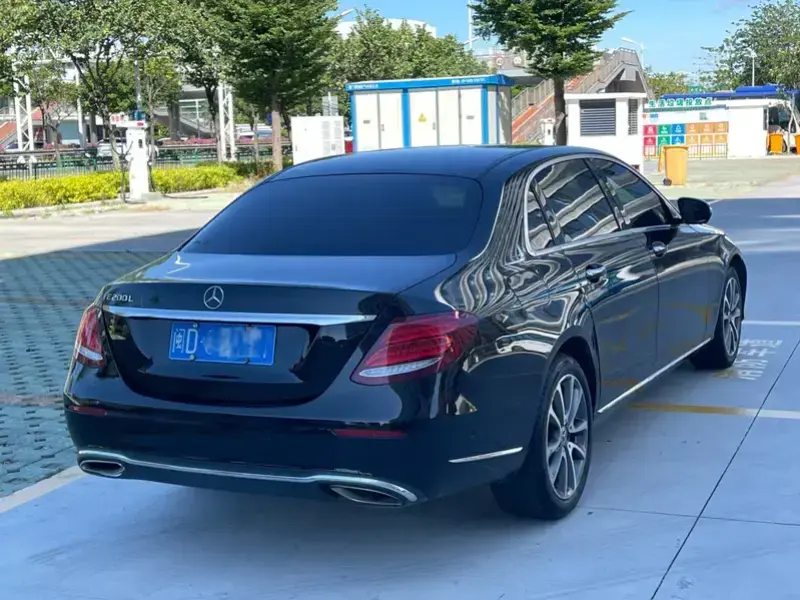 2019 Mercedes-Benz E-Класс с пробегом 90 000 км