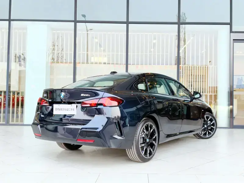 2025 BMW M235L с пробегом 9 700 км