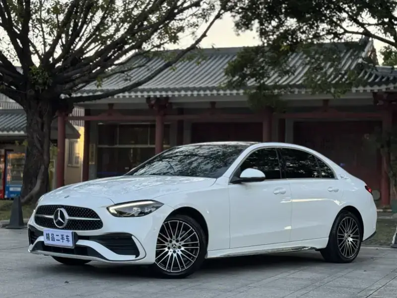 2022 Mercedes-Benz C-Класс с пробегом 40 000 км