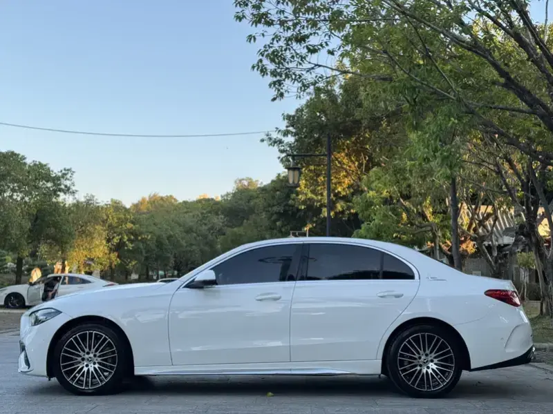 2022 Mercedes-Benz C-Класс с пробегом 40 000 км