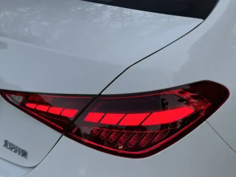 2022 Mercedes-Benz C-Класс с пробегом 40 000 км