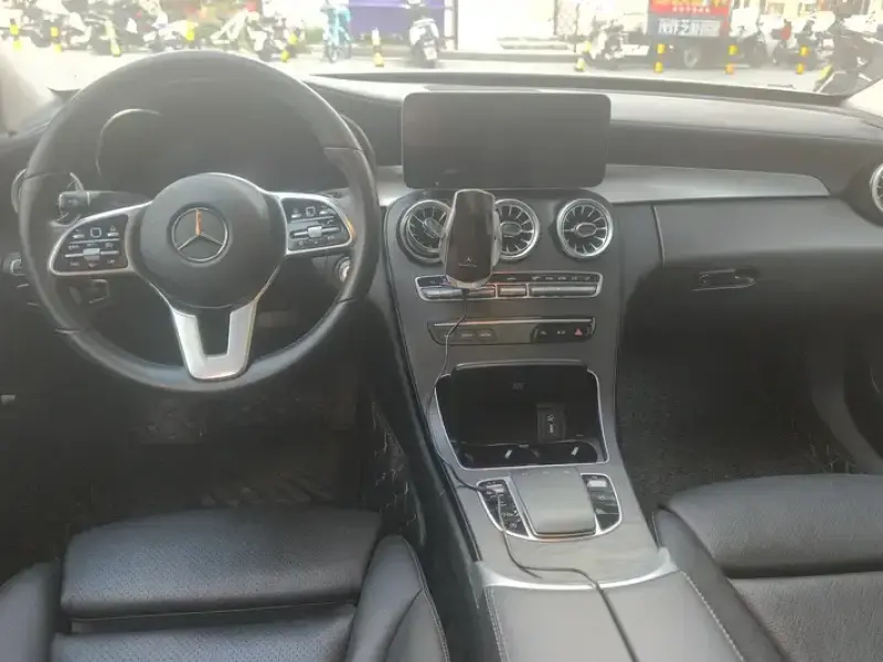 2019 Mercedes-Benz C-Класс с пробегом 61 000 км