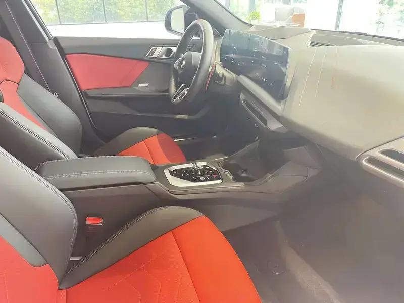 2025 BMW M235L с пробегом 4 200 км