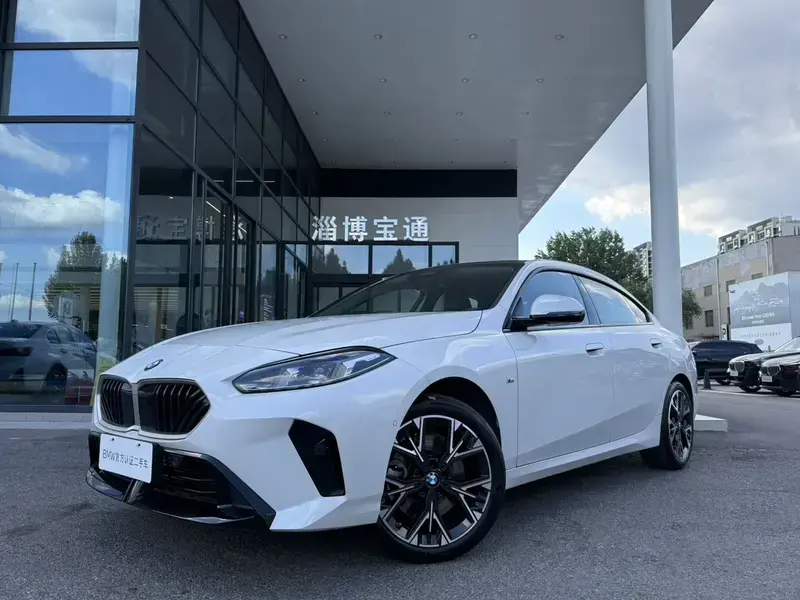 2025 BMW M235L с пробегом 12 000 км