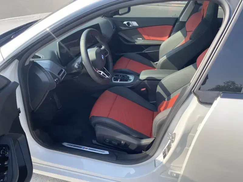 2025 BMW M235L с пробегом 6 400 км