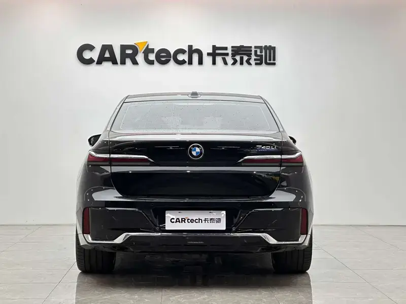 2023 BMW M760Le с пробегом 32 000 км