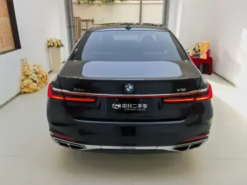 2019 BMW M760Le с пробегом 84 000 км