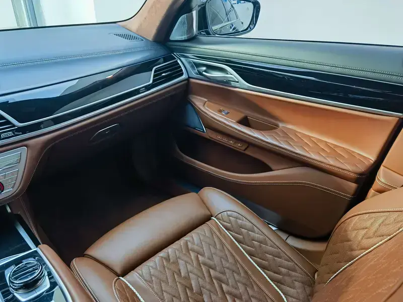 2019 BMW M760Le с пробегом 84 000 км