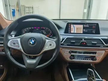 2019 BMW M760Le с пробегом 84 000 км