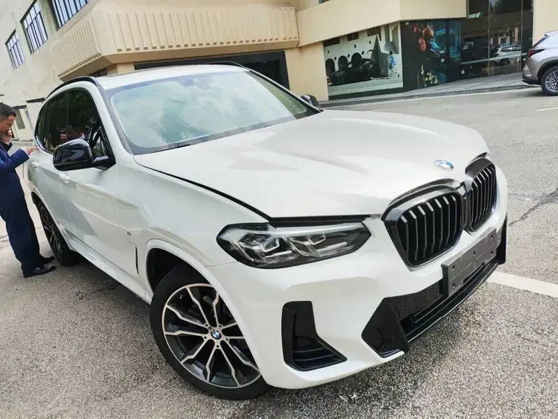 2022 BMW X3 M50 с пробегом 42 000 км