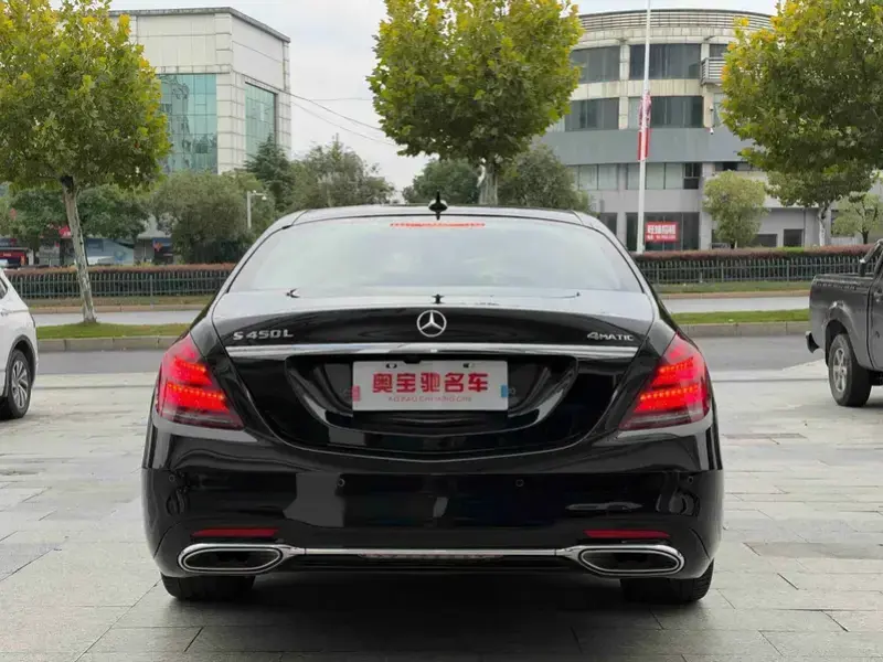 2020 Mercedes-Benz S-Класс с пробегом 222 000 км